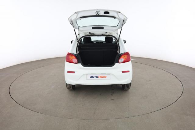 Mitsubishi Space Star image 8