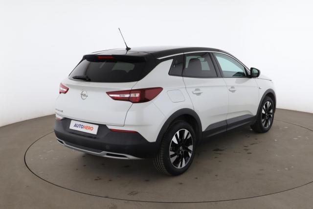 Opel Grandland X image 2