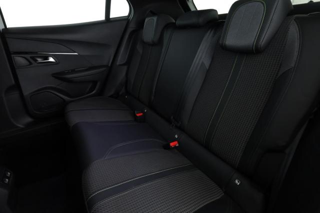 Peugeot 2008 image 9