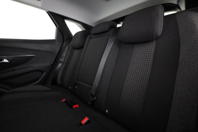 Peugeot 3008 image 6