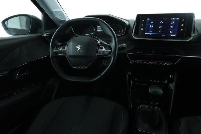 Peugeot 208 image 9