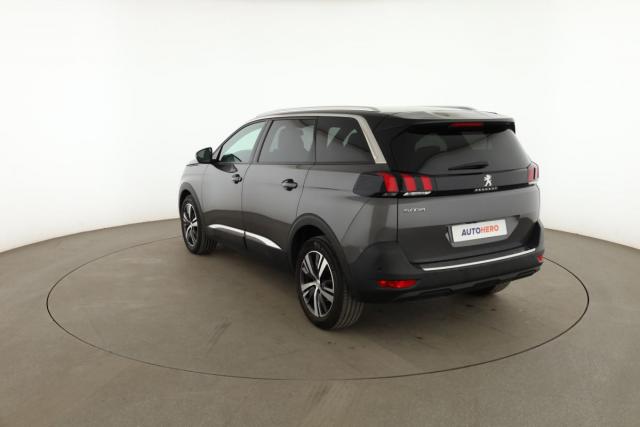 Peugeot 5008 image 8