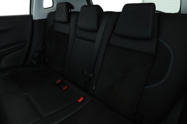 Peugeot 2008 image 3