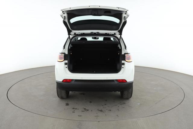 Jeep Compass image 2