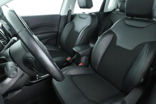 Jeep Compass image 9