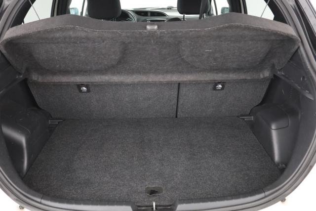 Toyota Yaris image 4