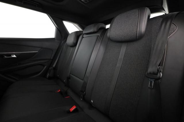 Peugeot 3008 image 9