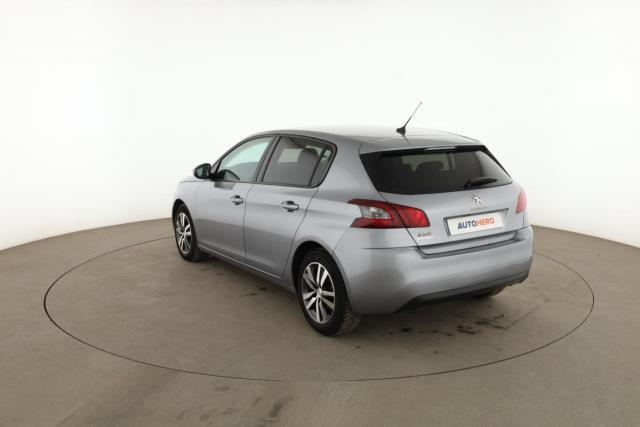 Peugeot 308 image 9