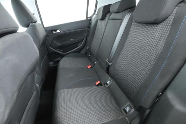 Peugeot 308 image 6
