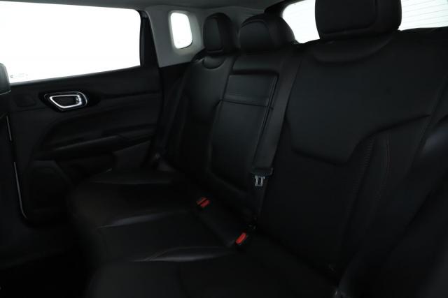 Jeep Compass image 7