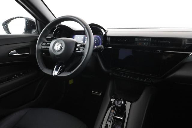 Alfa Romeo Junior image 8