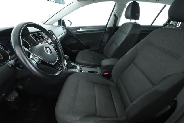 Volkswagen Golf image 3