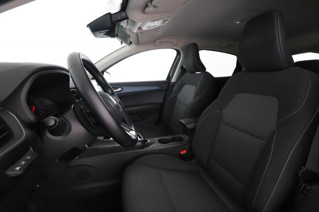 Renault Arkana image 8