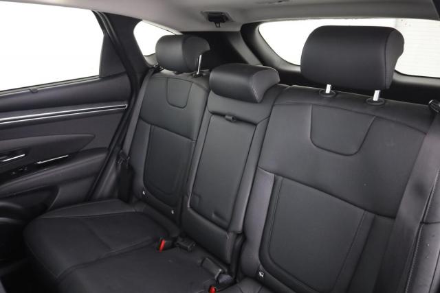Hyundai Tucson image 8