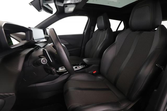 Peugeot 2008 image 3