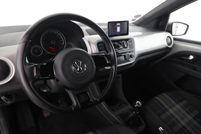 Volkswagen Up! image 2