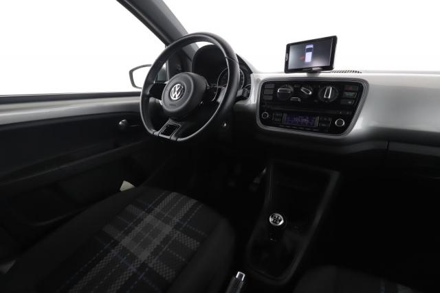 Volkswagen Up! image 8