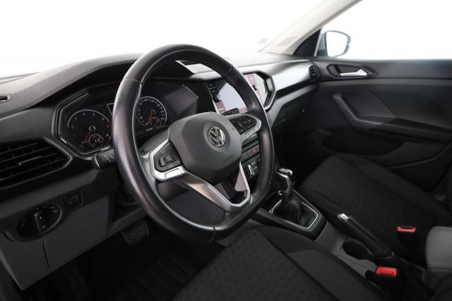Volkswagen T-Cross image 2