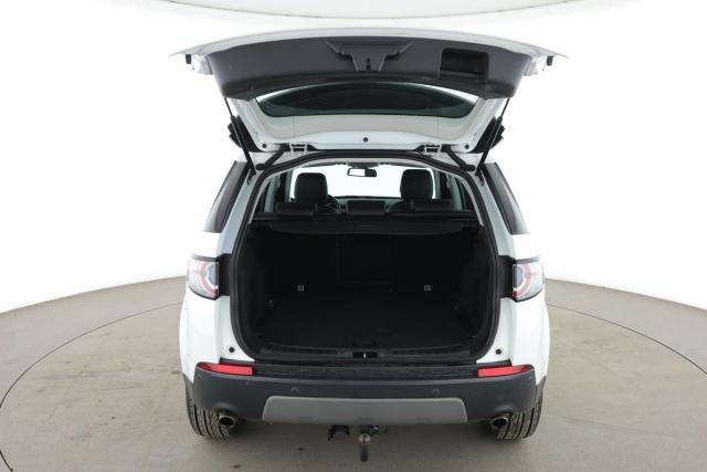 Land Rover Discovery Sport image 8