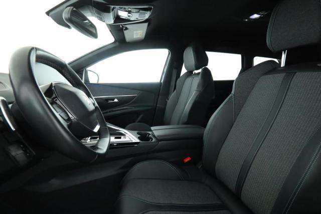 Peugeot 5008 image 6