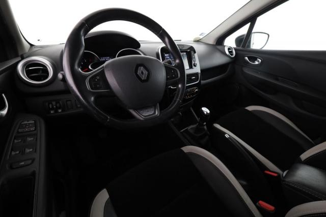 Renault Clio Estate image 8