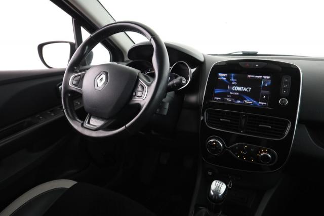 Renault Clio Estate image 2