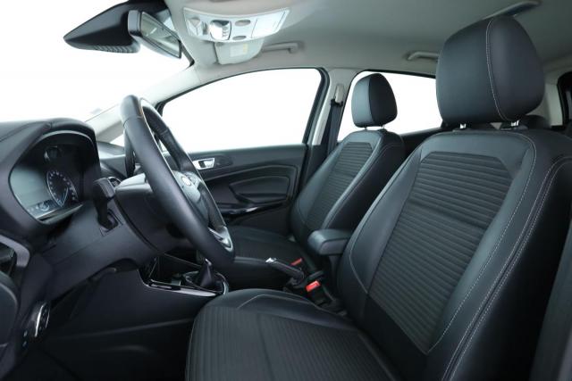 Ford Ecosport image 7