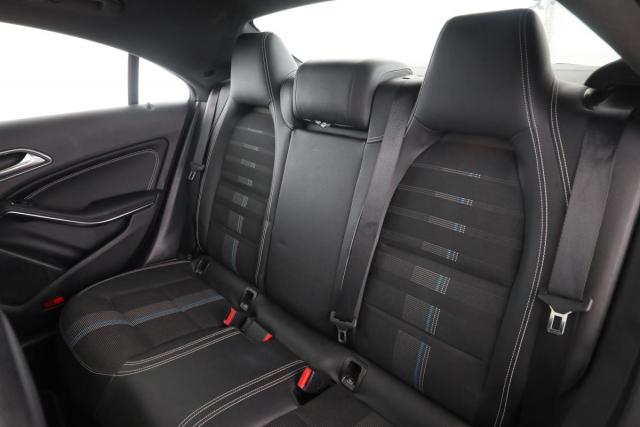 Mercedes Benz Cla image 6