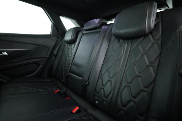 Peugeot 3008 image 6