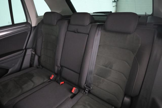 Volkswagen Tiguan image 8