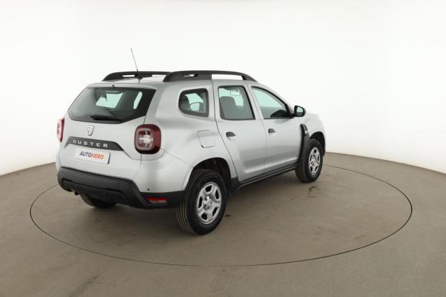 Dacia Duster image 9