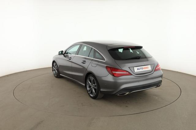 Mercedes Benz Cla Shooting Brake image 8