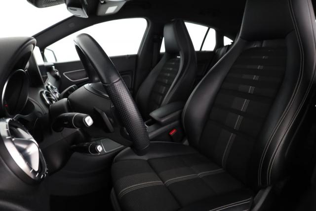 Mercedes Benz Cla Shooting Brake image 1