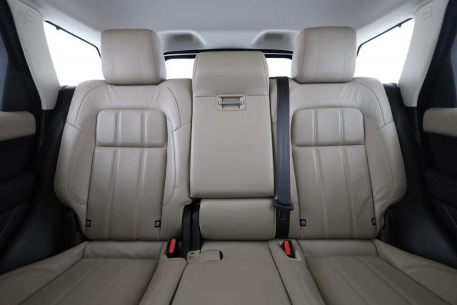 Land Rover Range Rover Sport image 2