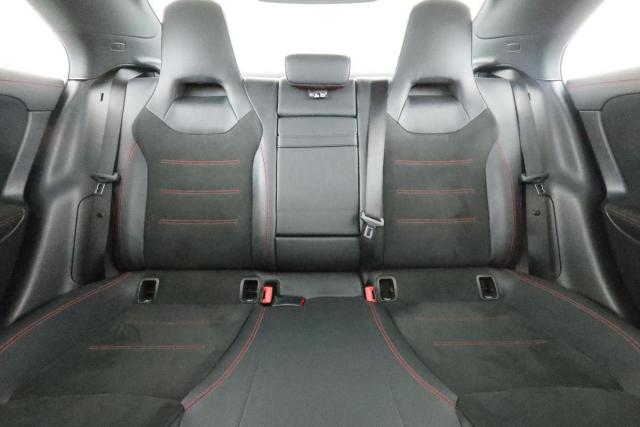 Mercedes Benz Cla image 7