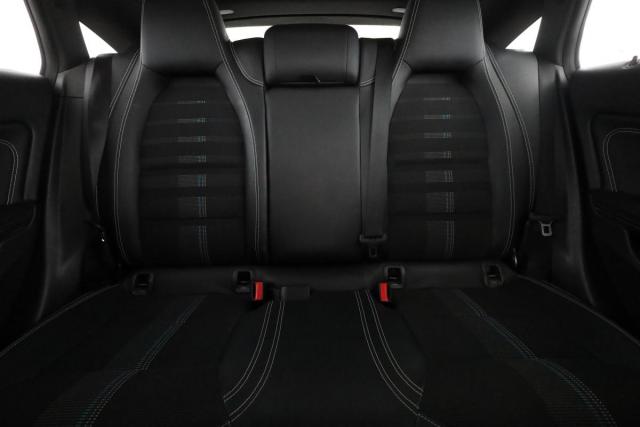 Mercedes Benz Cla Shooting Brake image 3