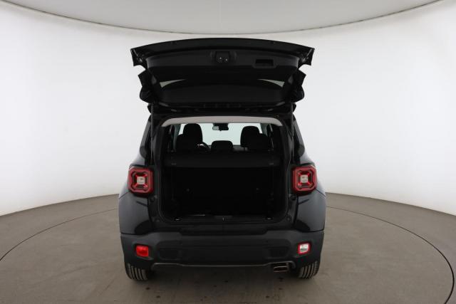 Jeep Renegade image 2