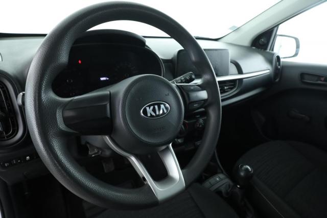 Kia Picanto image 8