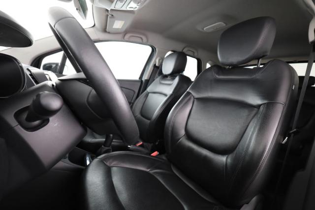 Renault Captur image 8