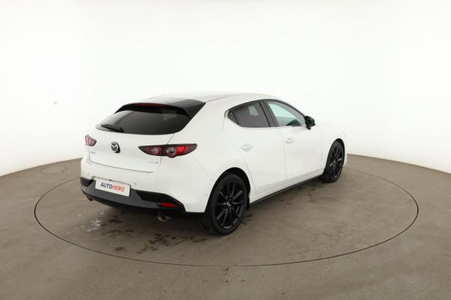 Mazda 3 image 6