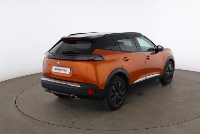 Peugeot 2008 image 2