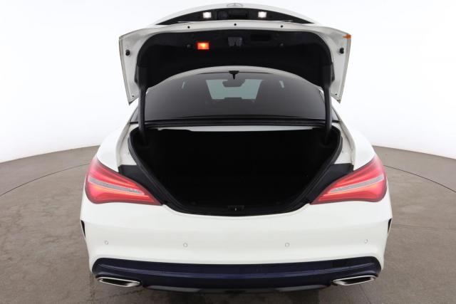 Mercedes Benz Cla image 9