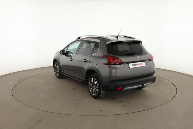 Peugeot 2008 image 6