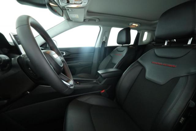 Jeep Compass image 1