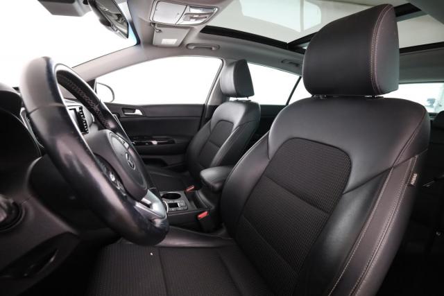 Kia Sportage image 2
