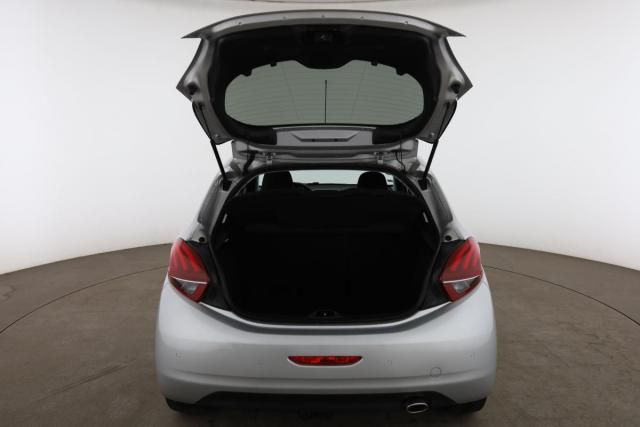Peugeot 208 image 4