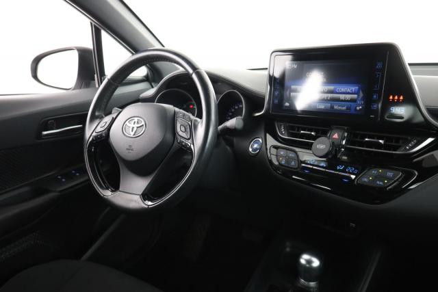 Toyota C-Hr image 1