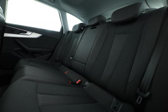 Audi A4 Avant image 4