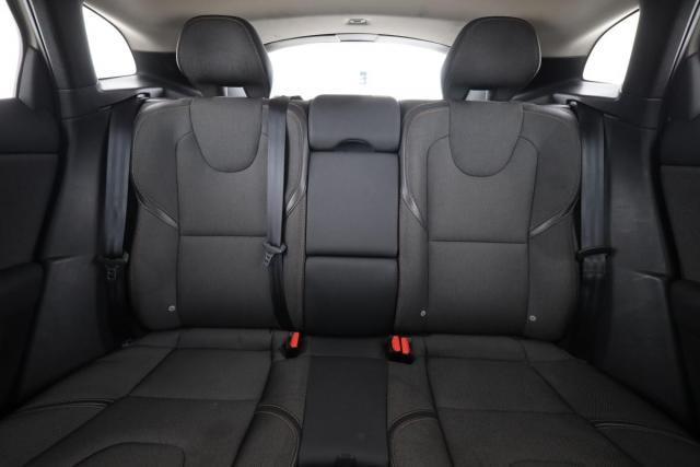 Volvo V40 Cross Country image 3