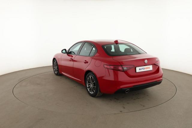 Alfa Romeo Giulia image 1